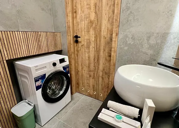 아파트 Intelliparts Q *