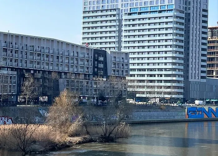 Intelliparts Q 브로츠와프