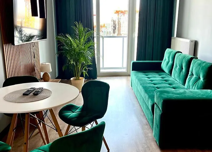 Intelliparts Q Apartman